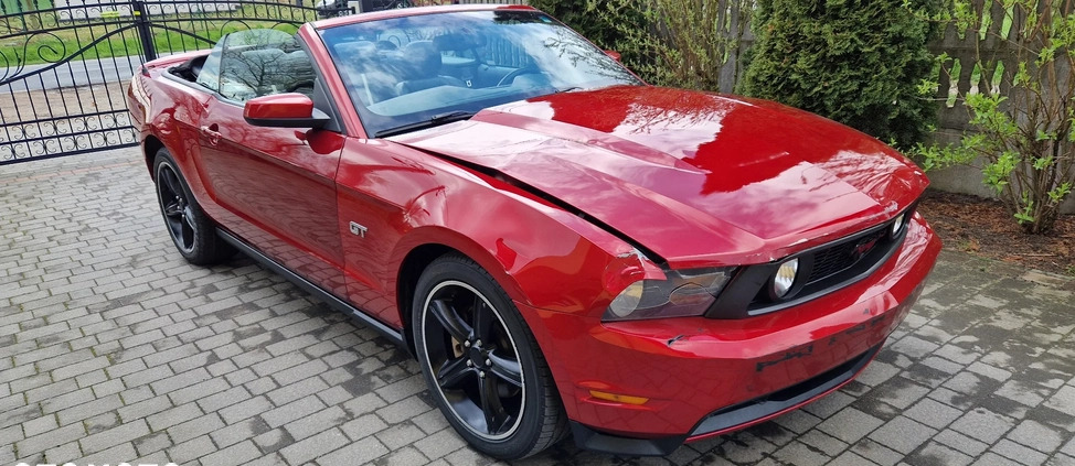 Ford Mustang cena 34500 przebieg: 100724, rok produkcji 2010 z Golina małe 56